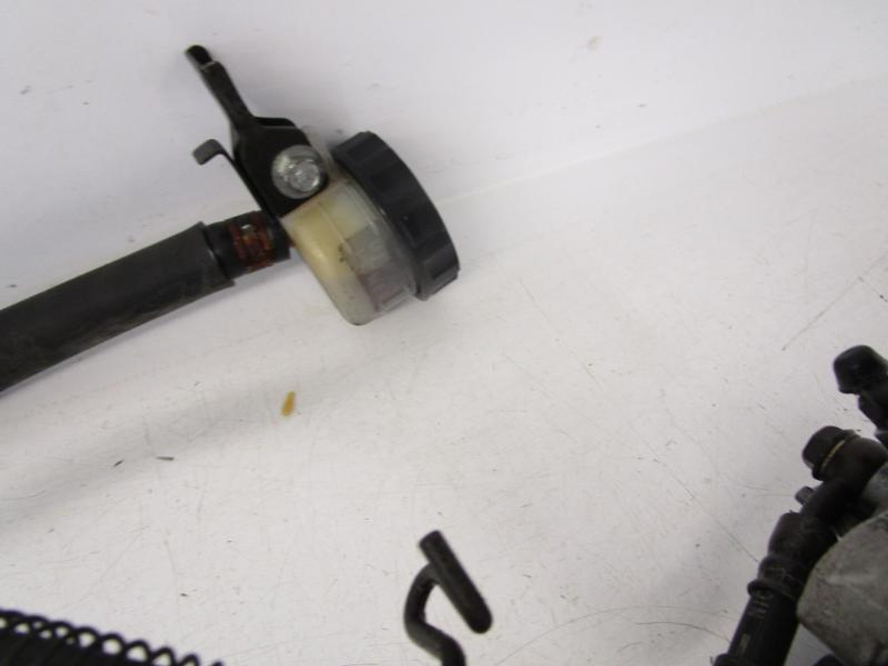 01 Kawasaki ZX11 D Ninja Rear Master Cylinder Caliper 43041